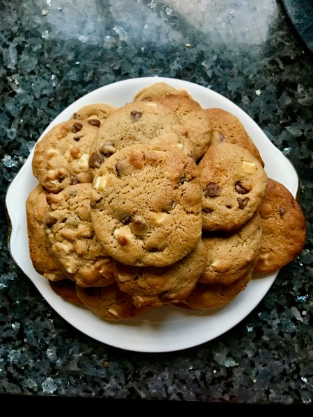 Chocolate chip salted cookies